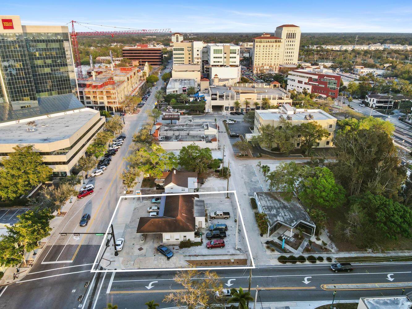 POS SUB OF BLKS G & H - Commercial Sale