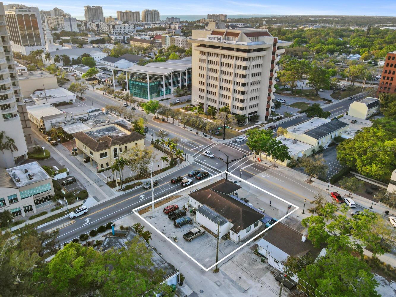 POS SUB OF BLKS G & H - Commercial Sale