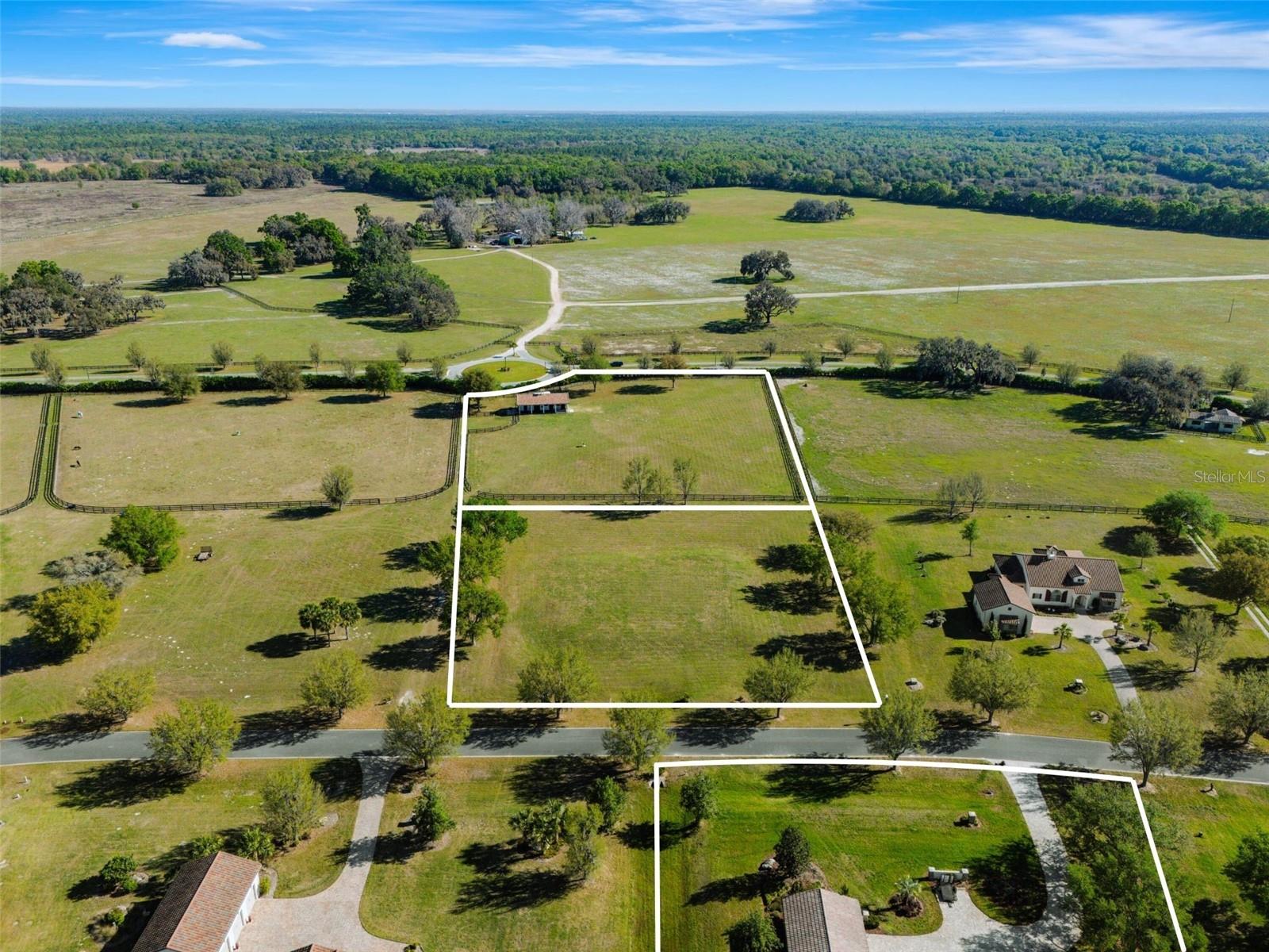 12345 & 12350 SW 140TH LOOP