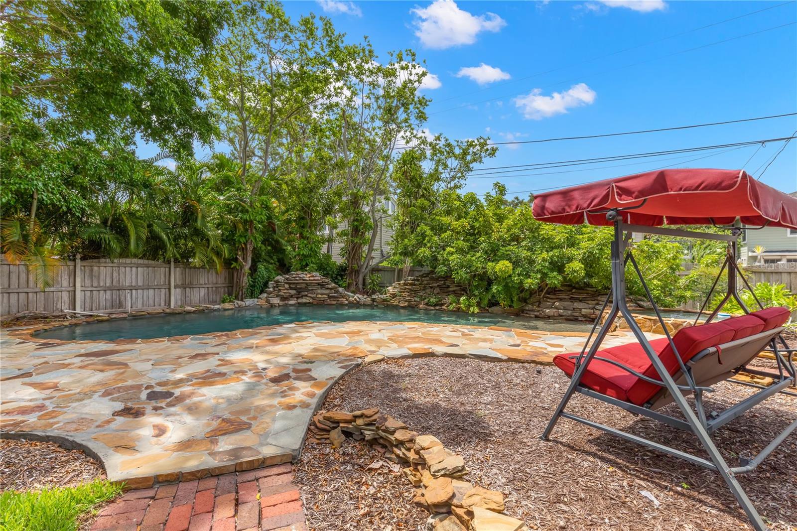 SNELL & HAMLETTS NORTH SHORE ADD - Residential