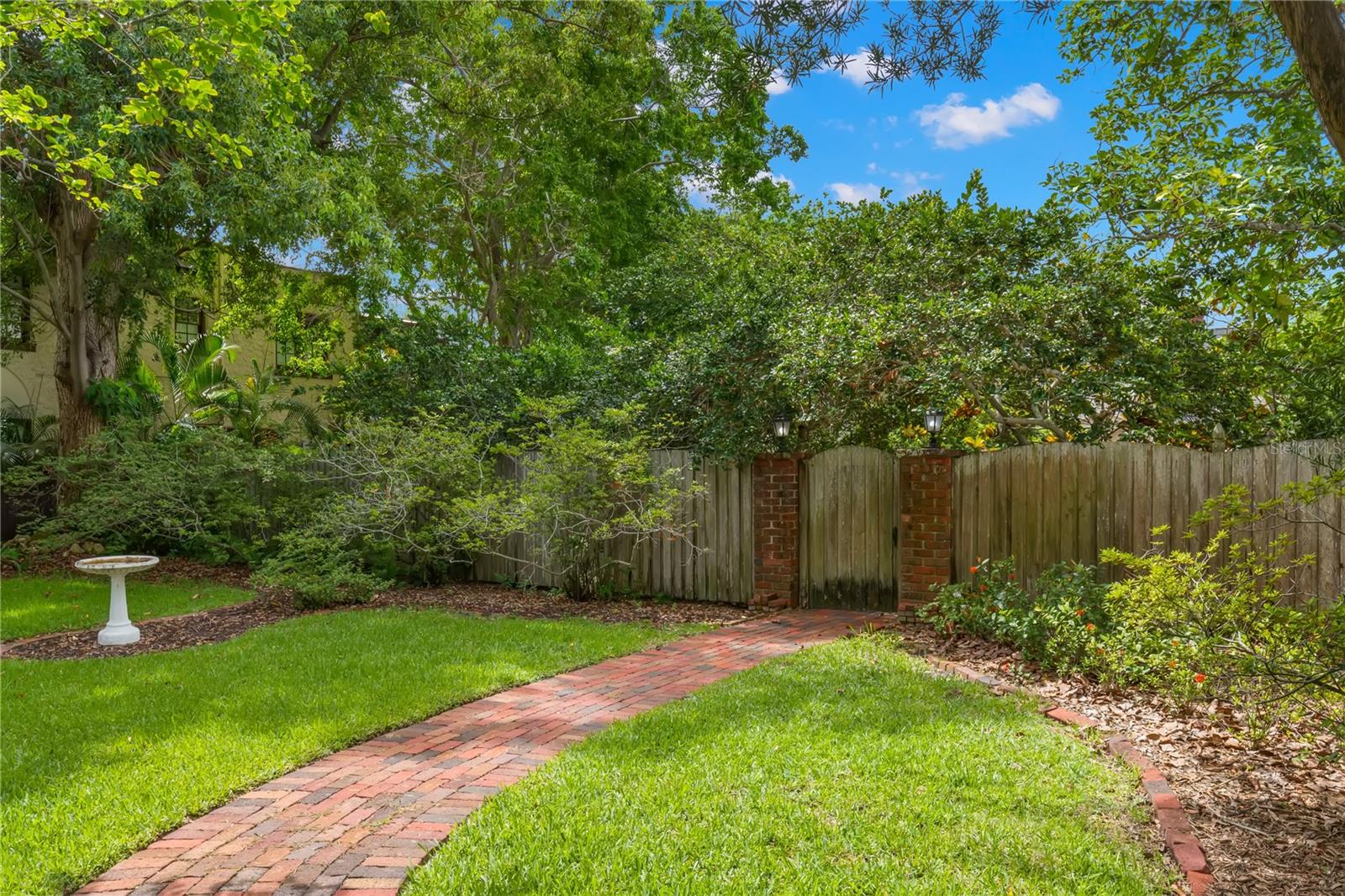 SNELL & HAMLETTS NORTH SHORE ADD - Residential