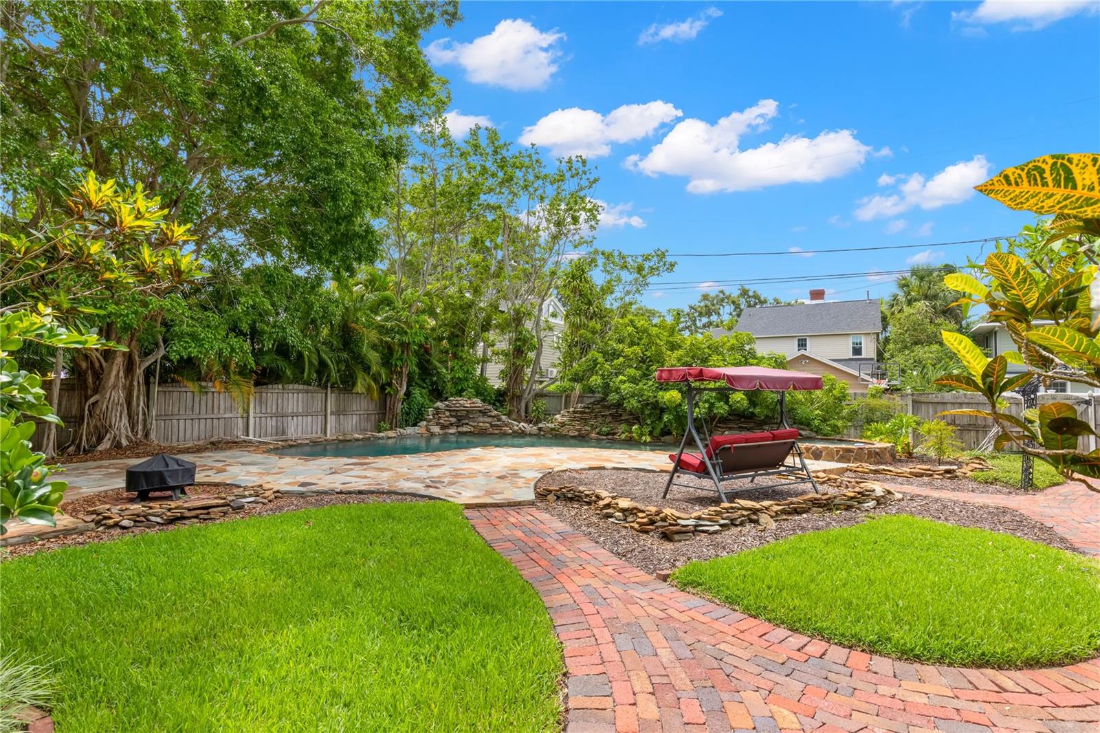 SNELL & HAMLETTS NORTH SHORE ADD - Residential