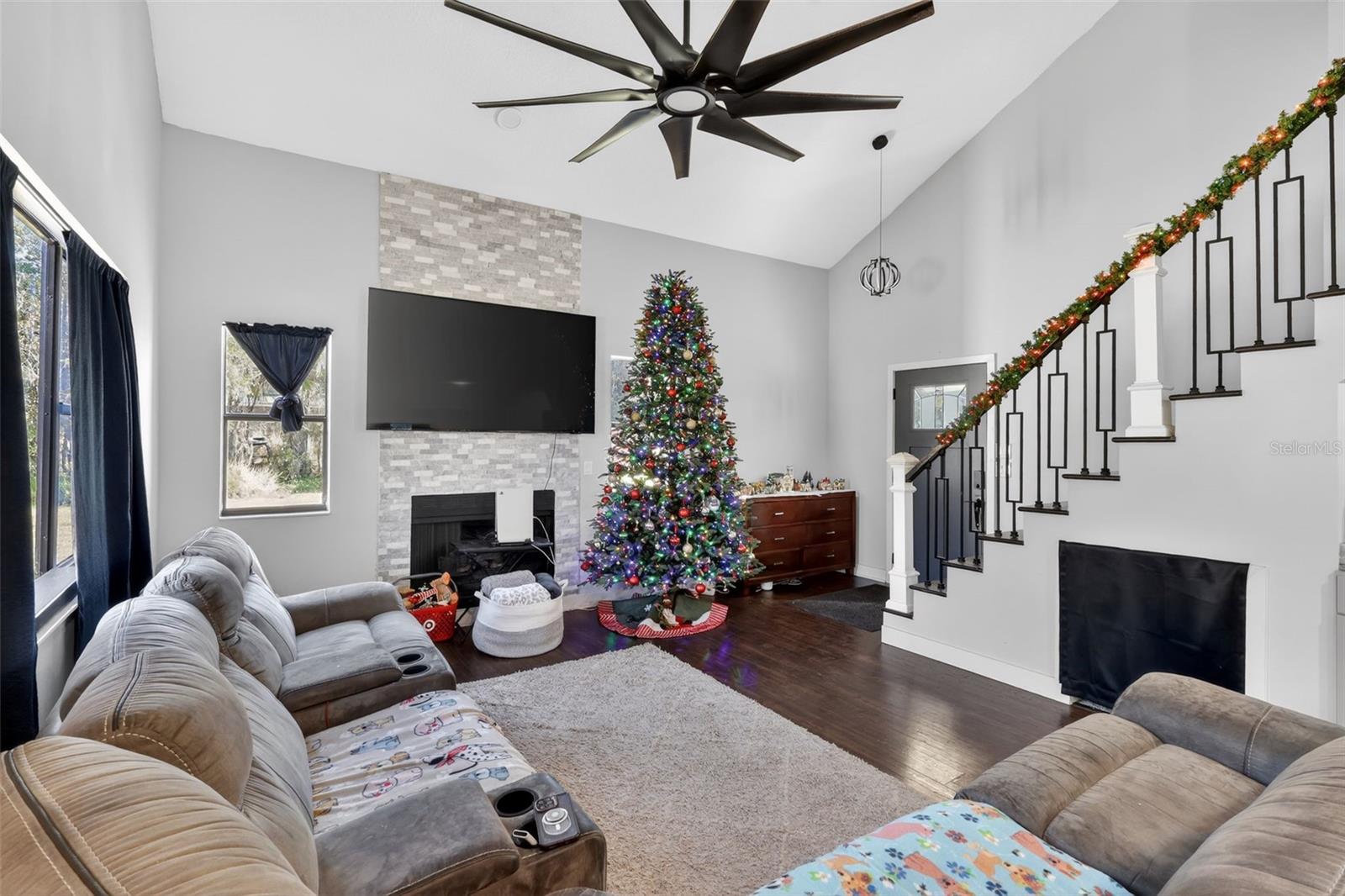 SANFORD FARMS - Residential