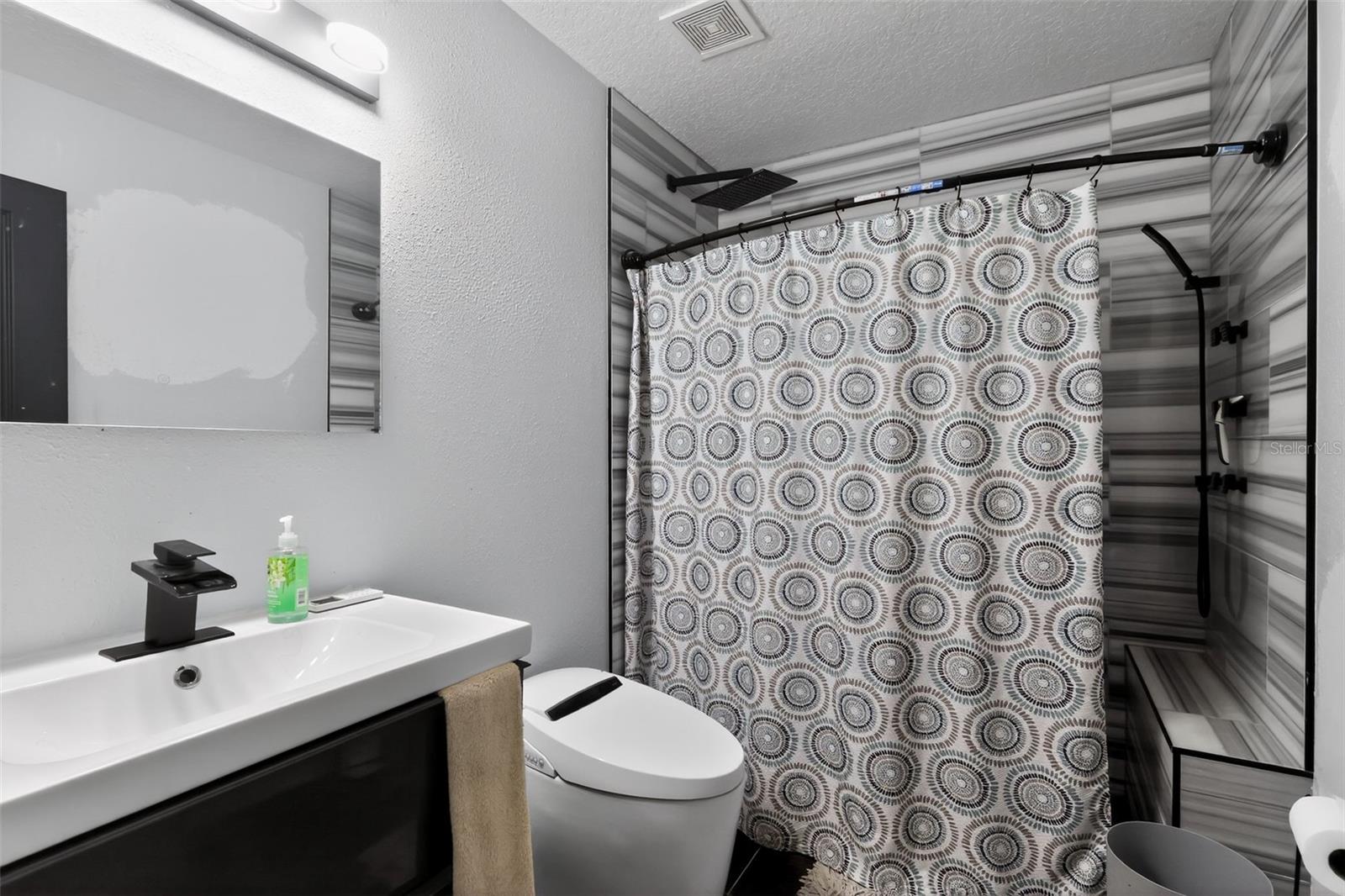 SANFORD FARMS - Residential