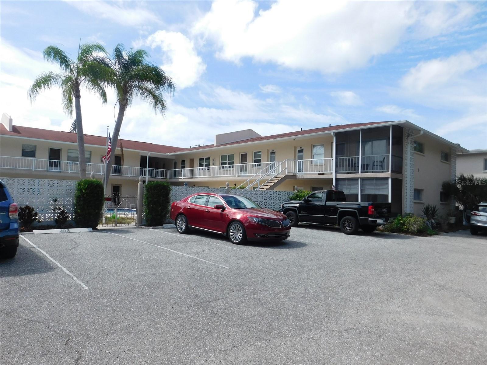 Centrally located on Venice Island right on Venice Avenue between the Beach and Downtown. This second floor 2 bedroom, 1 bath unit has everything you need to feel right at home. Great Coastal feel and Lanai that overlooks the Pool. Make this your home away from home !
No Smoking or Vaping
No Pets