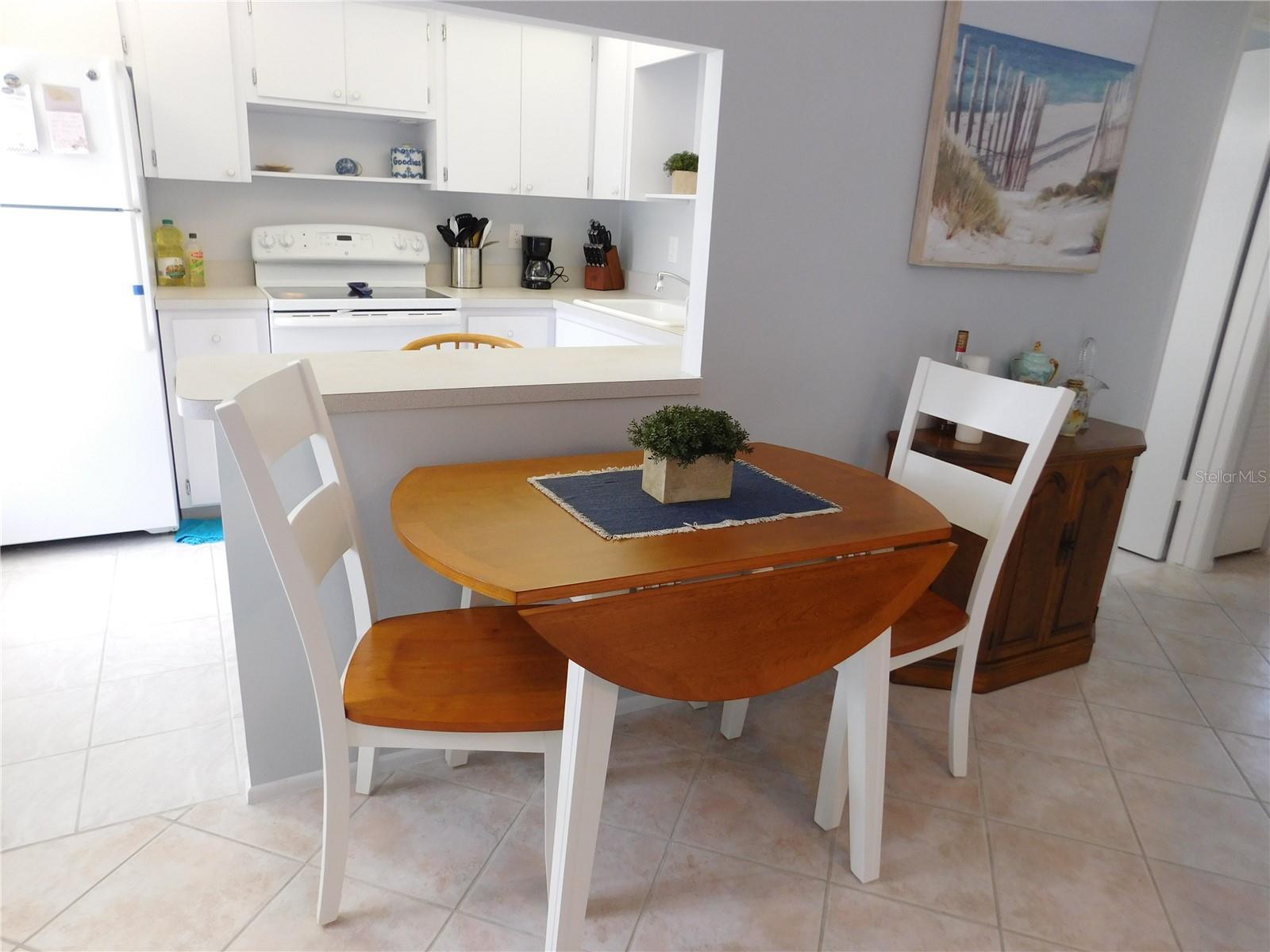 MANOR HOUSE - Residential Lease