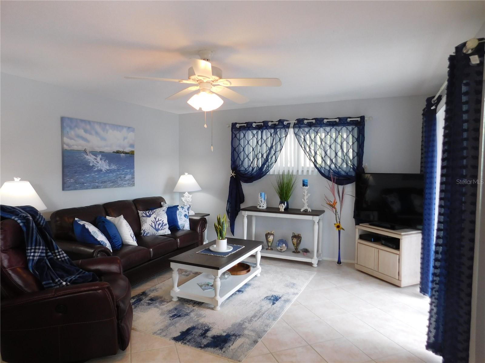 MANOR HOUSE - Residential Lease