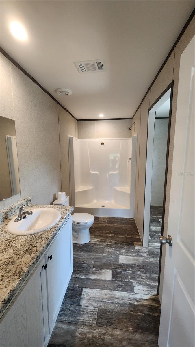 WILLISTON HIGHLANDS - Residential