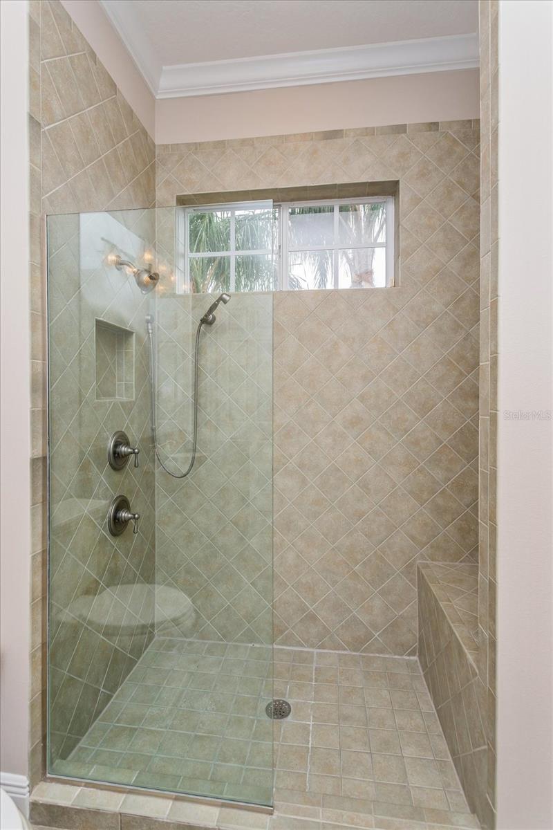 KEENES POINTE 46/104 - Residential