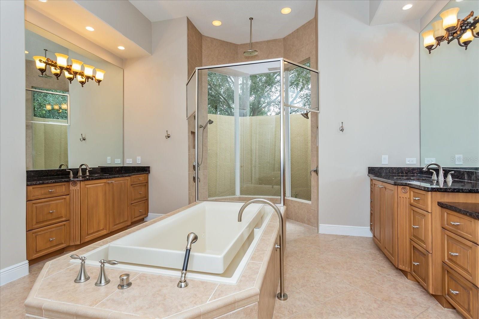 KEENES POINTE 46/104 - Residential