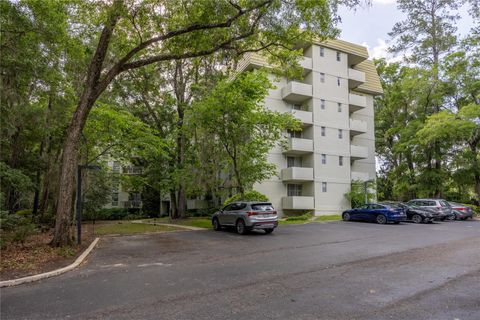 Photo of 1719 NW 23rd Avenue #3F, Gainesville, FL 32605 (MLS # GC536218)