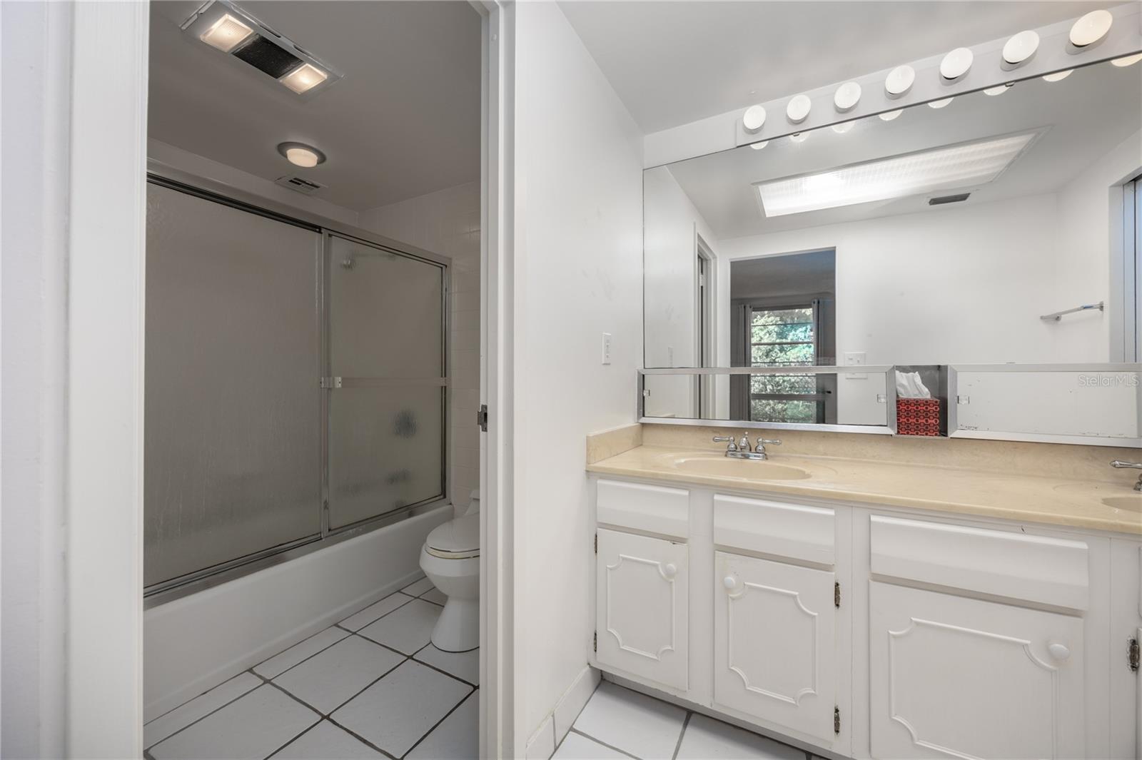 GAINESWOOD - Residential