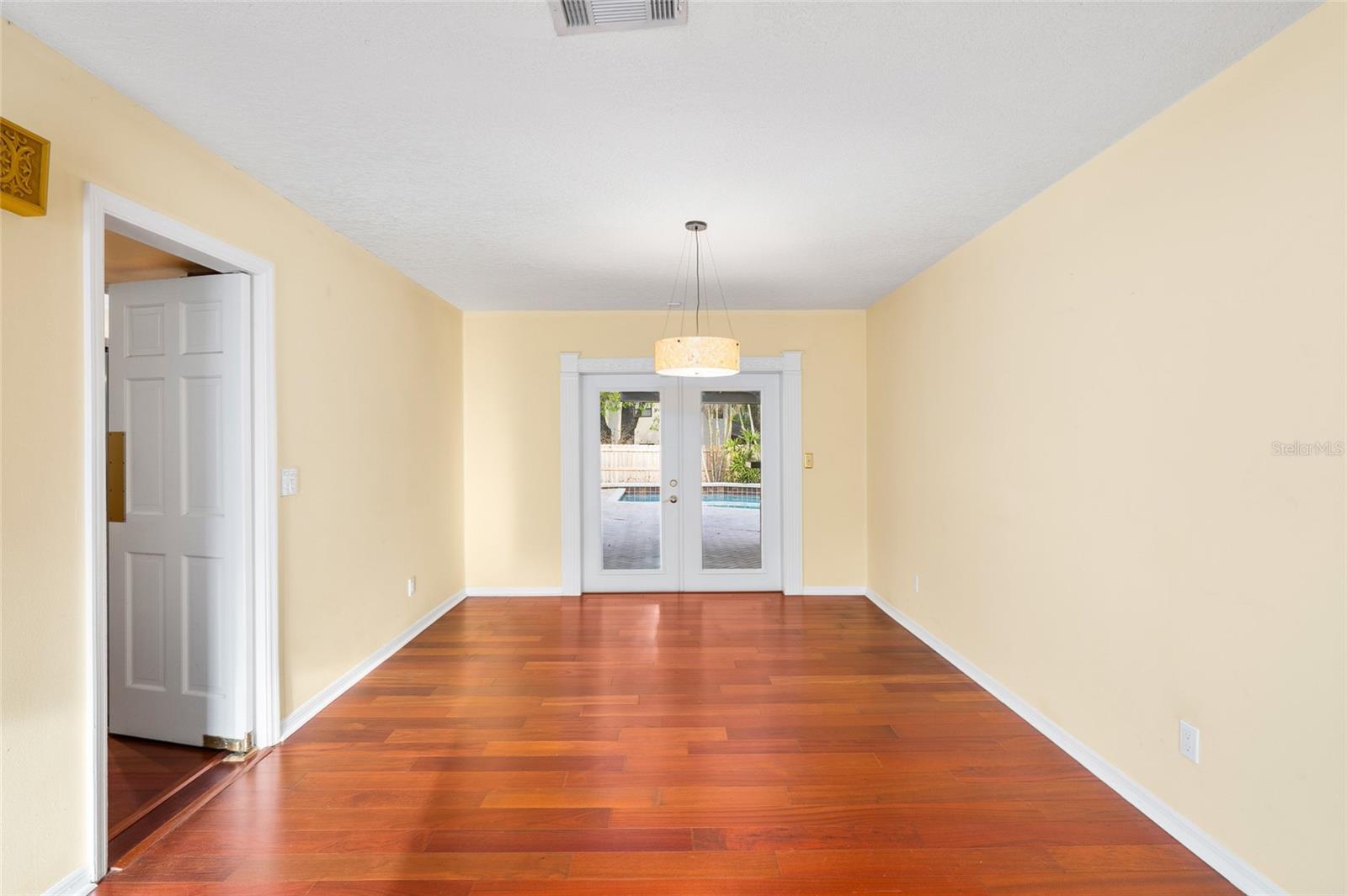 FRANCES ARBOR SOUTH - Residential