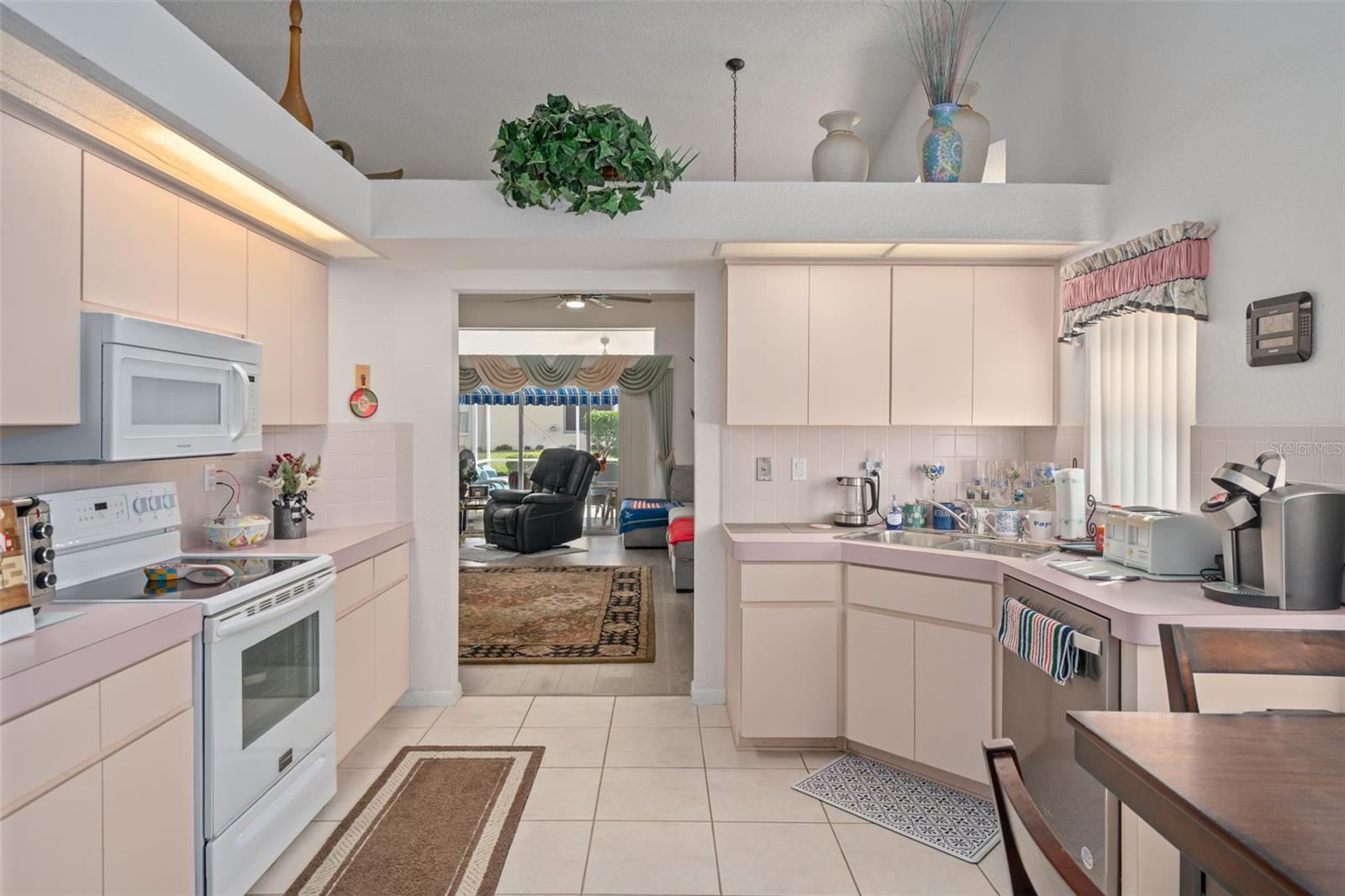 GLEN HILLS VILLAGE - Residential