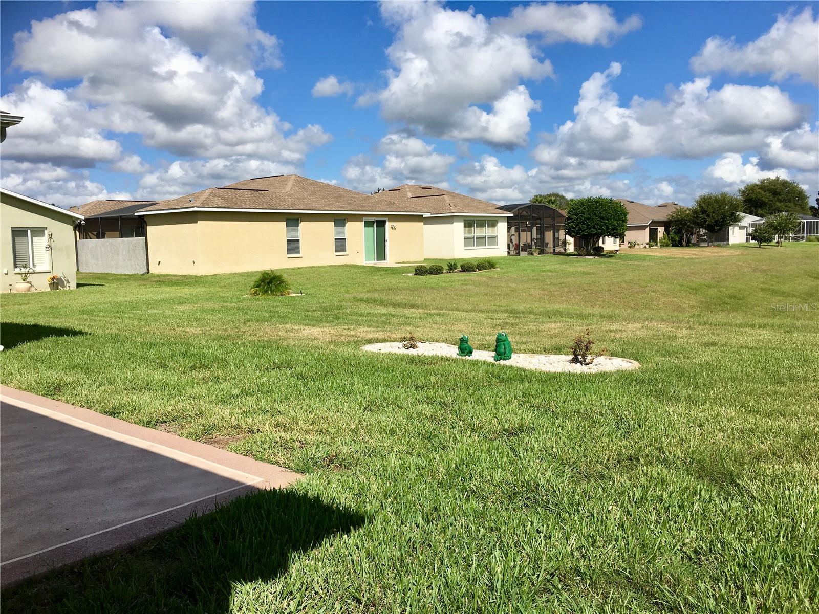 SUMMERGLEN - Residential