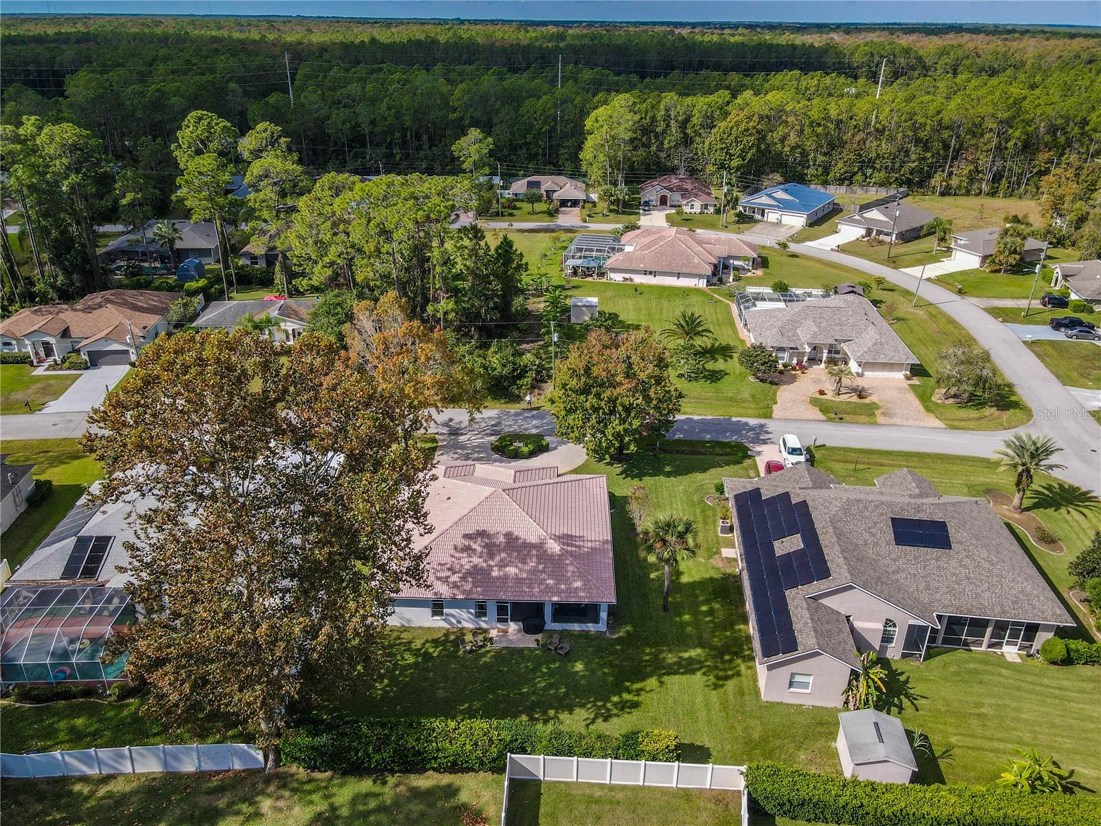 PINE LAKES - Residential