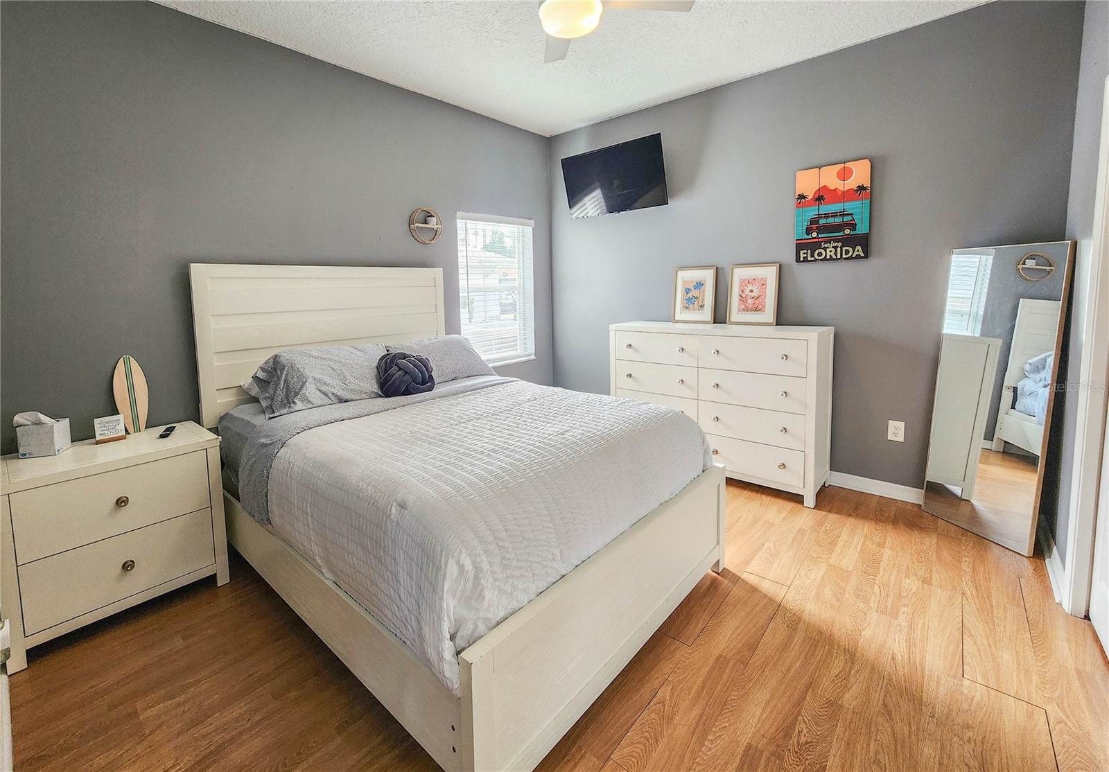 PINE LAKES - Residential