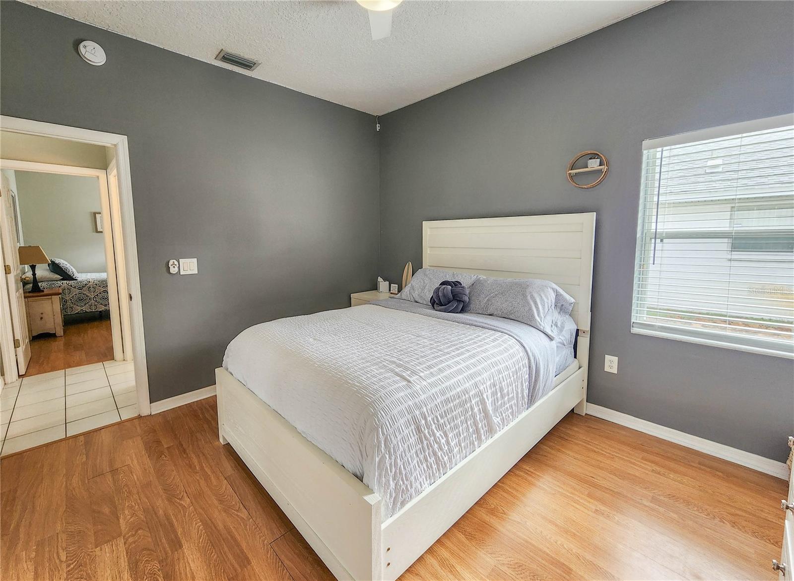 PINE LAKES - Residential