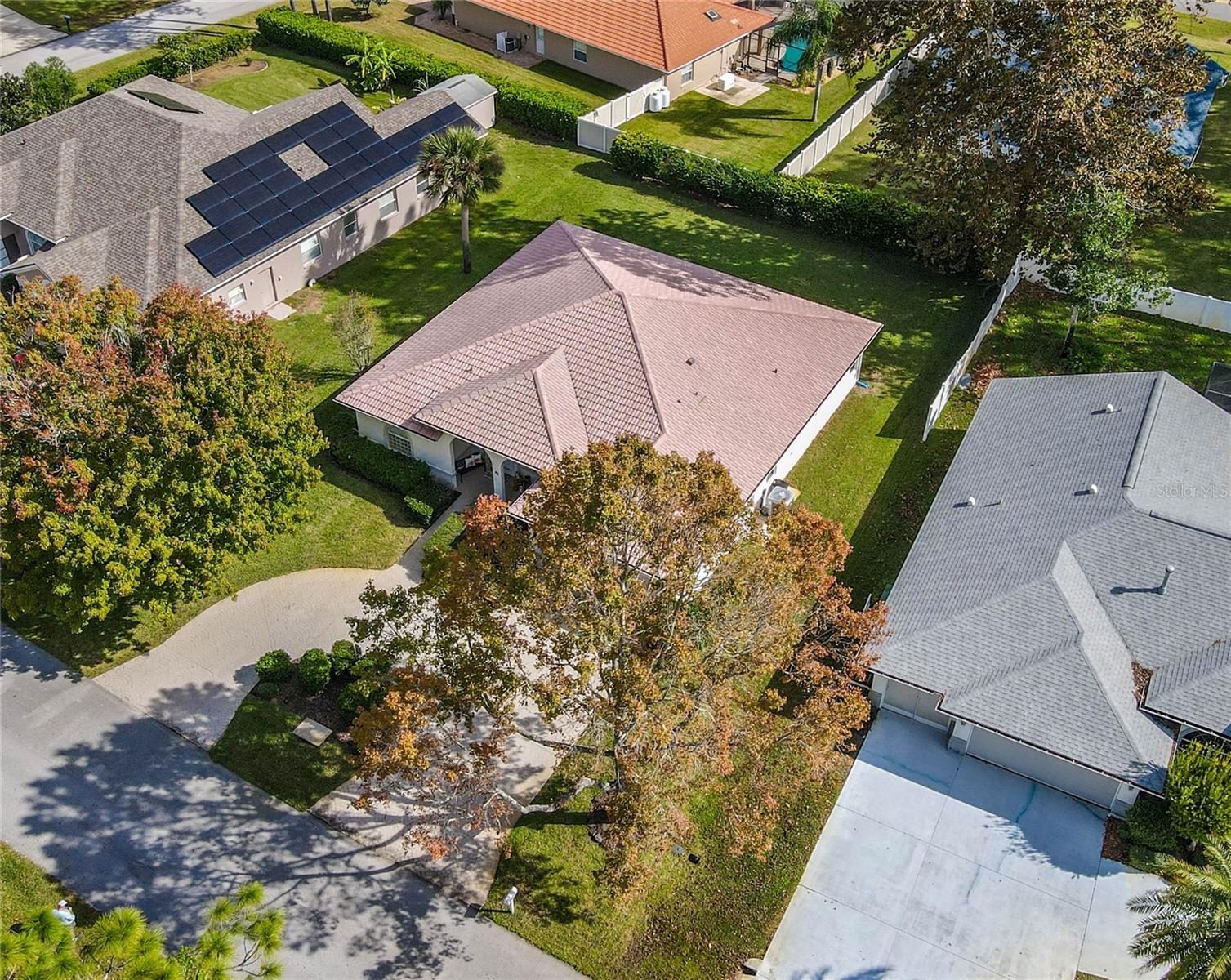 PINE LAKES - Residential