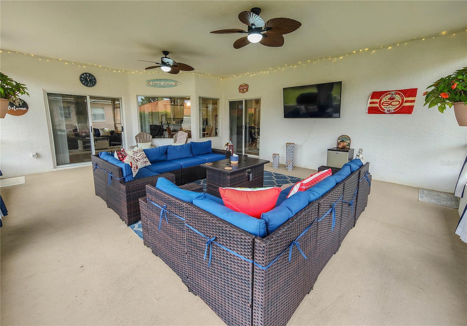 PINE LAKES - Residential