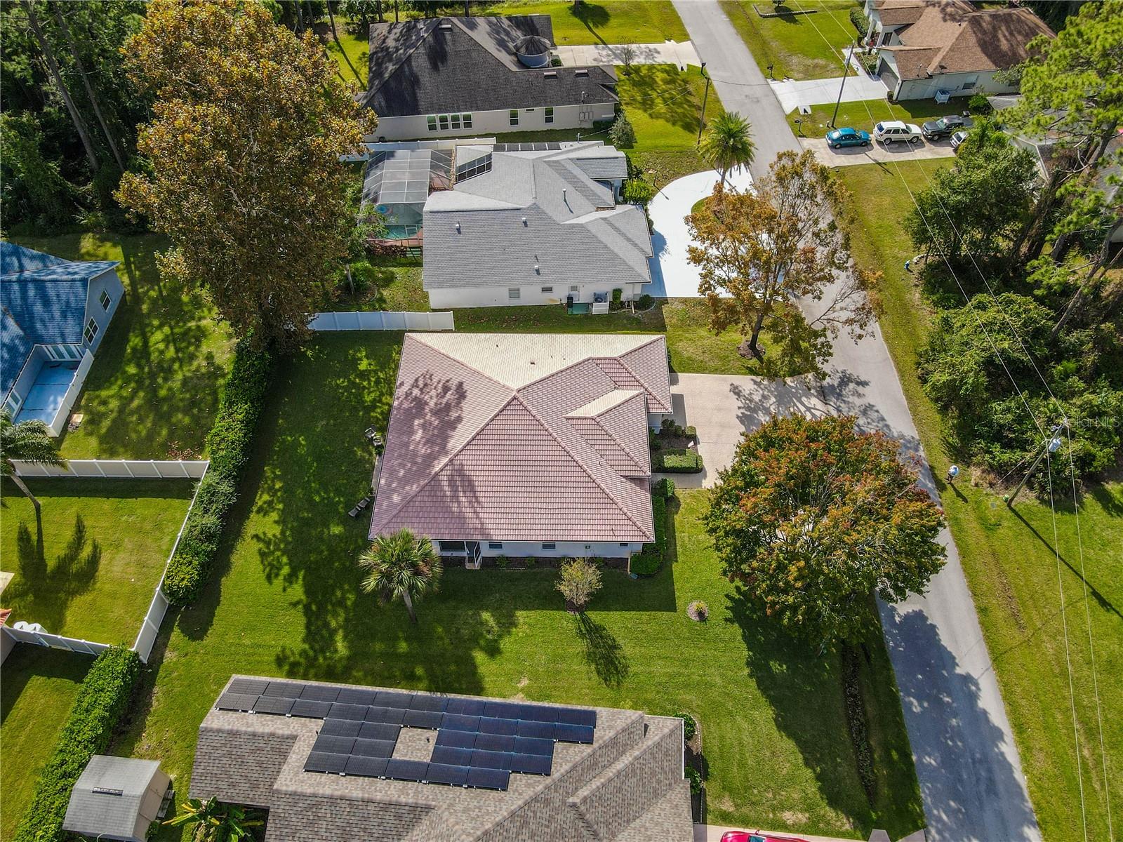 PINE LAKES - Residential