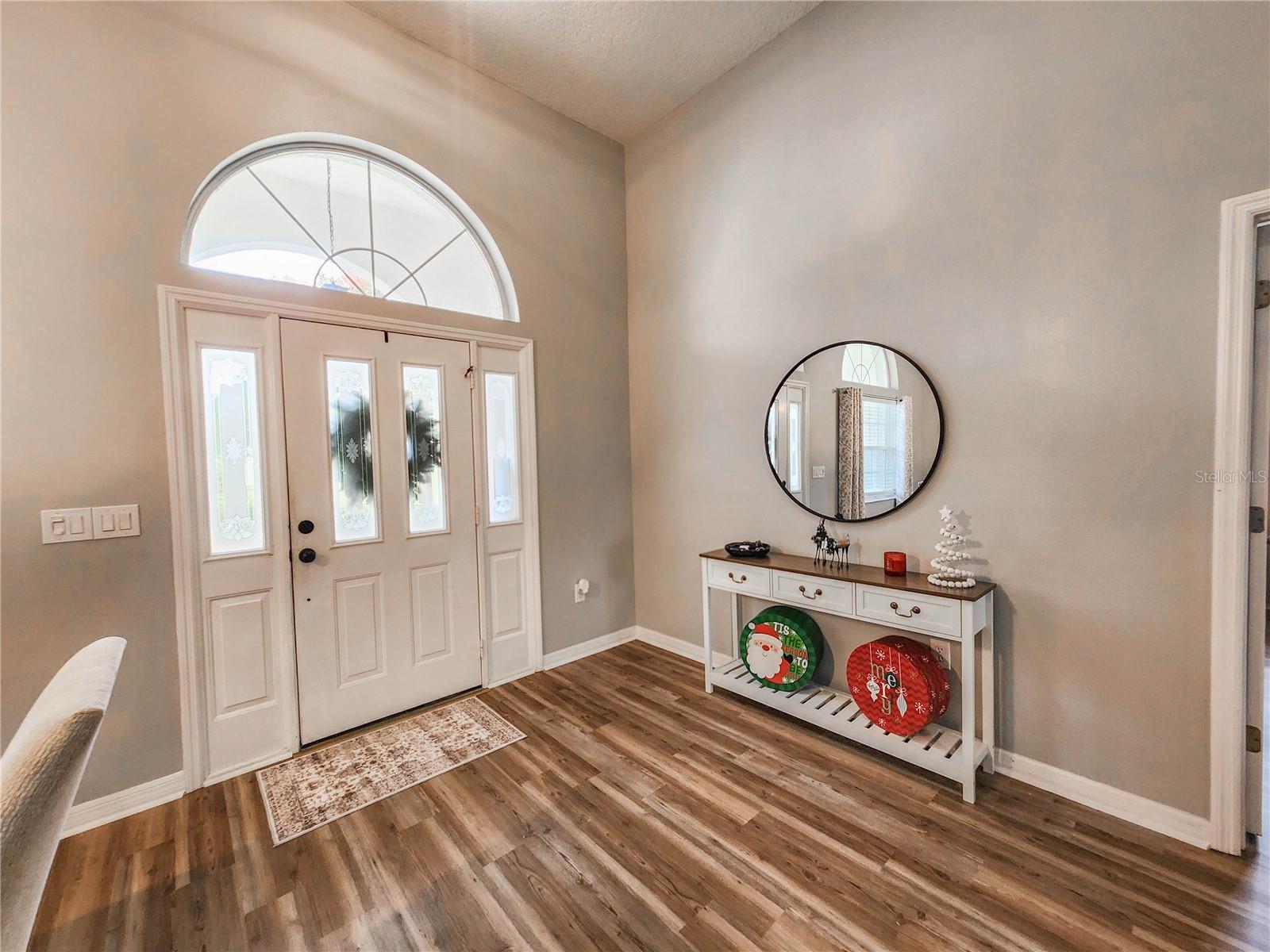 PINE LAKES - Residential