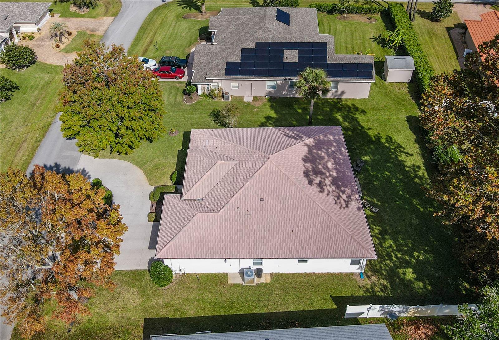 PINE LAKES - Residential