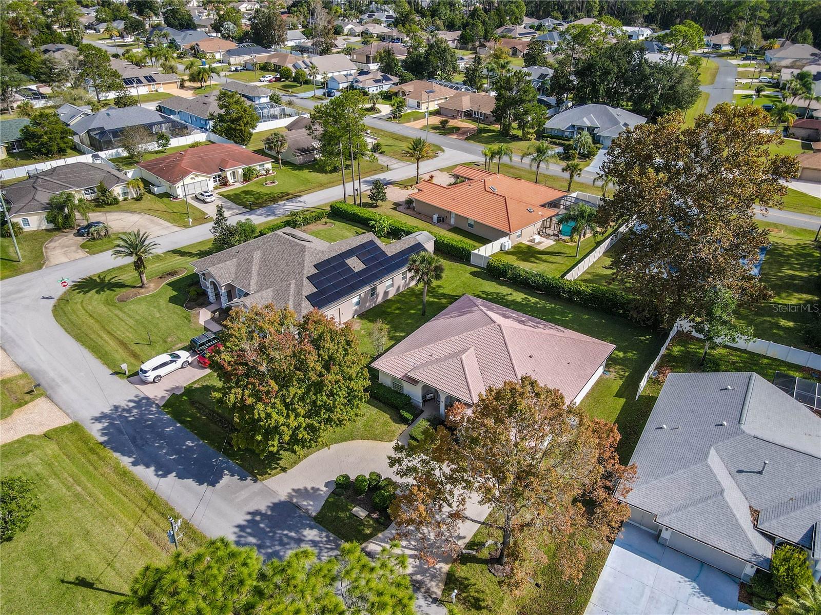 PINE LAKES - Residential