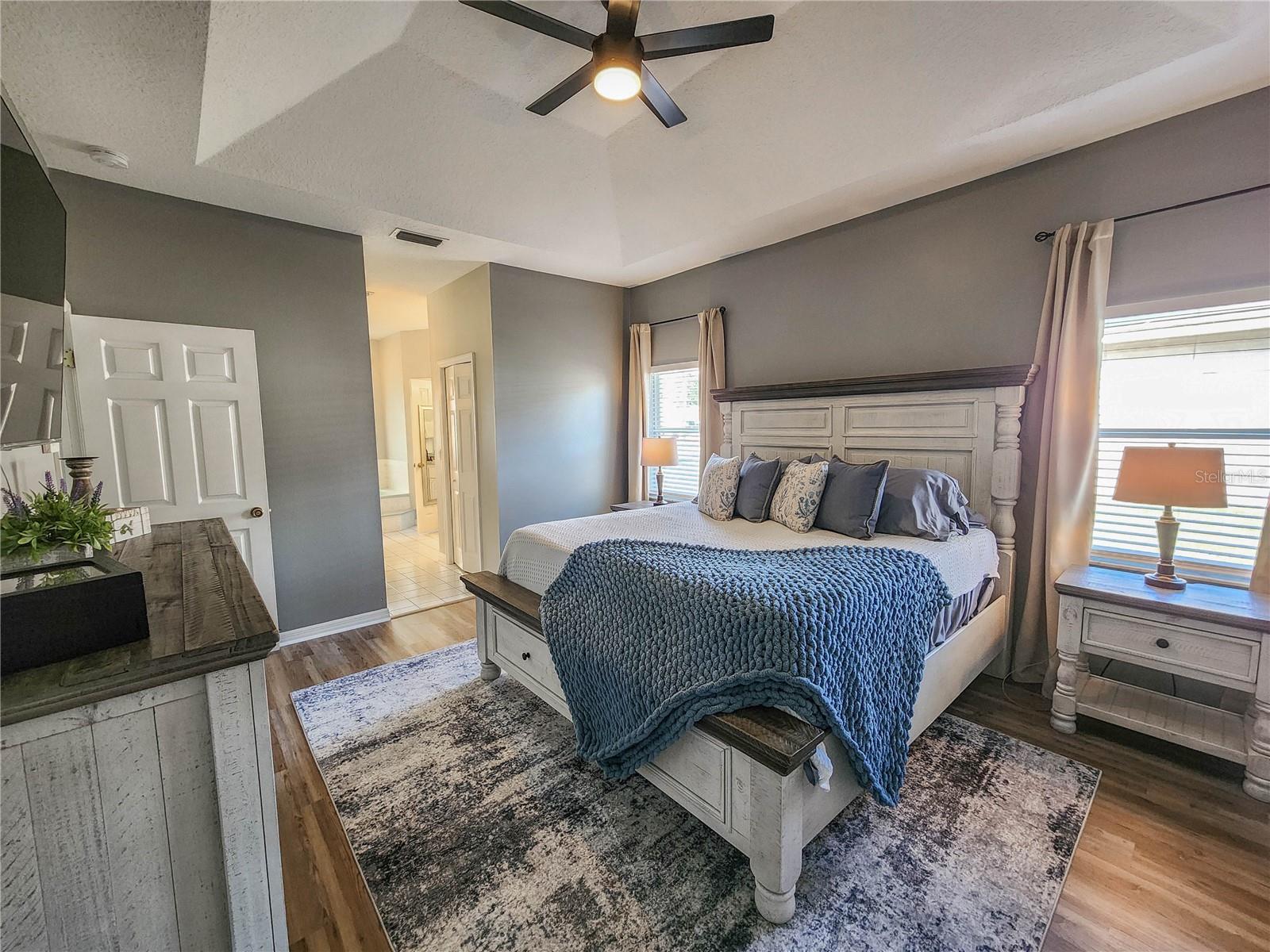 PINE LAKES - Residential