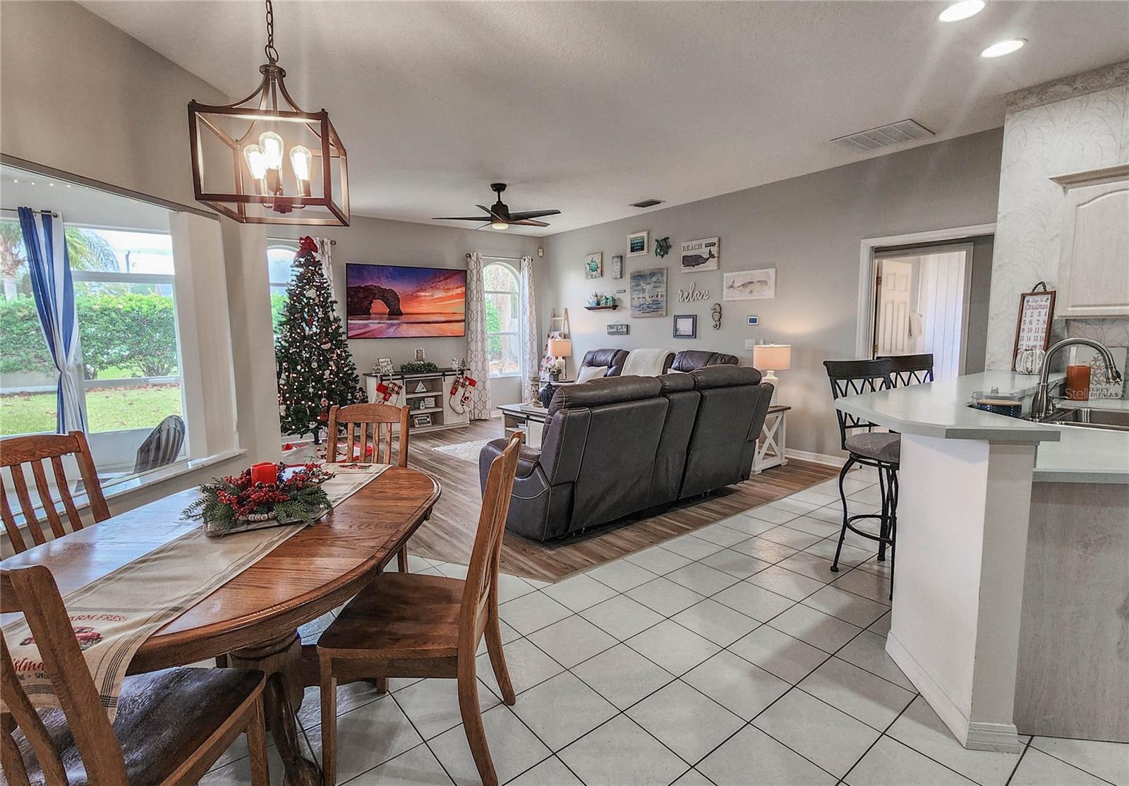 PINE LAKES - Residential