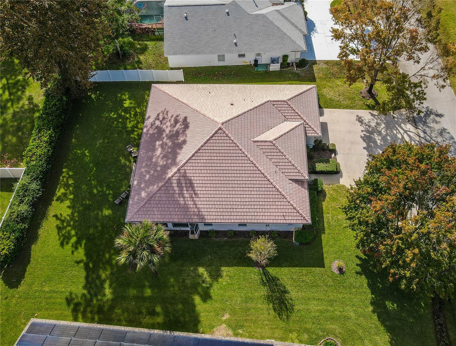 PINE LAKES - Residential