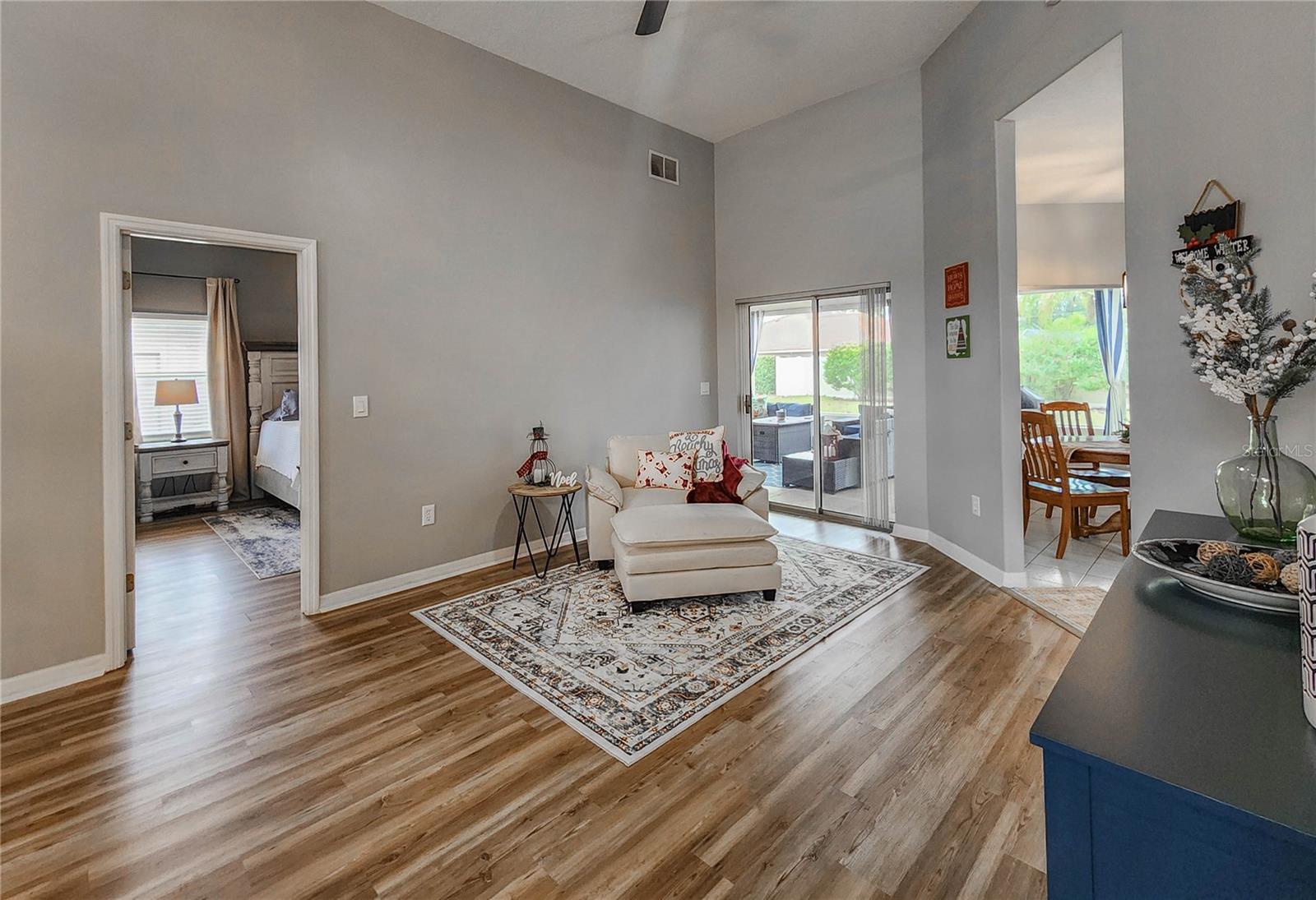 PINE LAKES - Residential