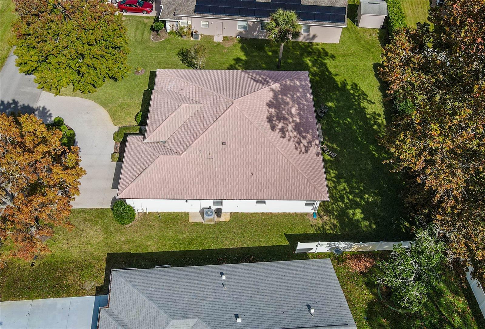 PINE LAKES - Residential