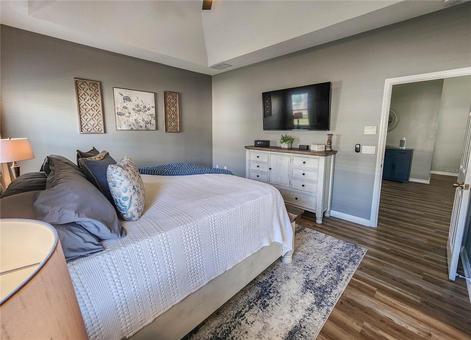 PINE LAKES - Residential