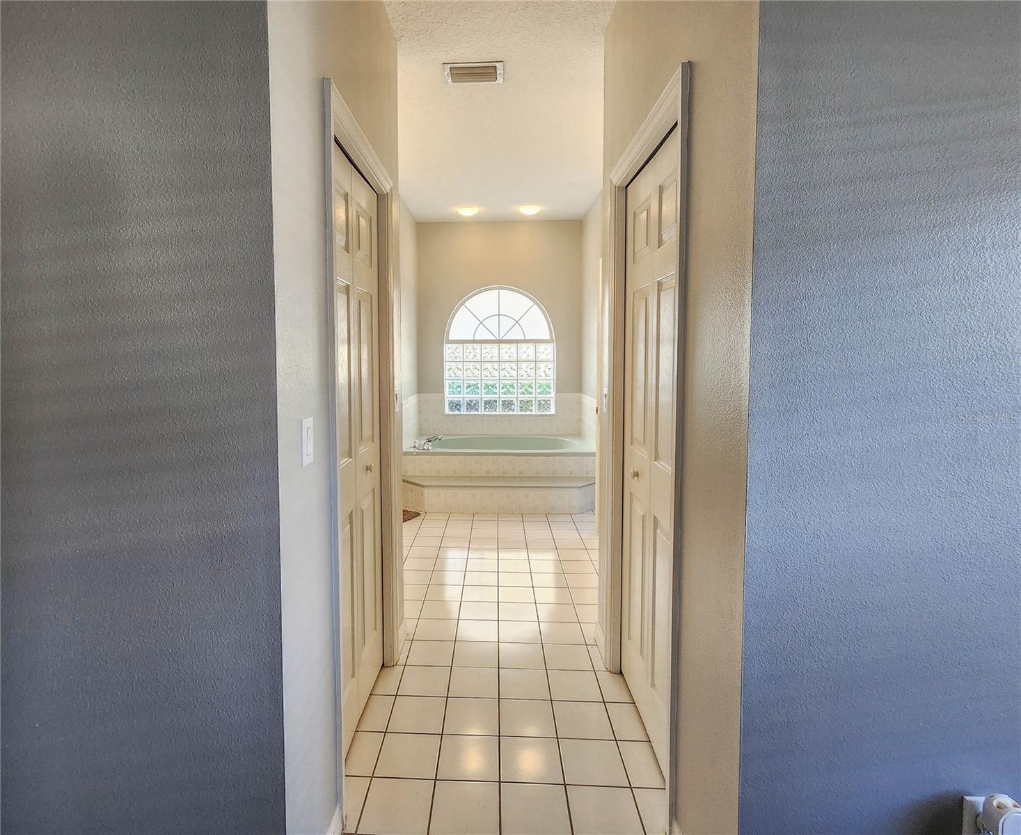 PINE LAKES - Residential