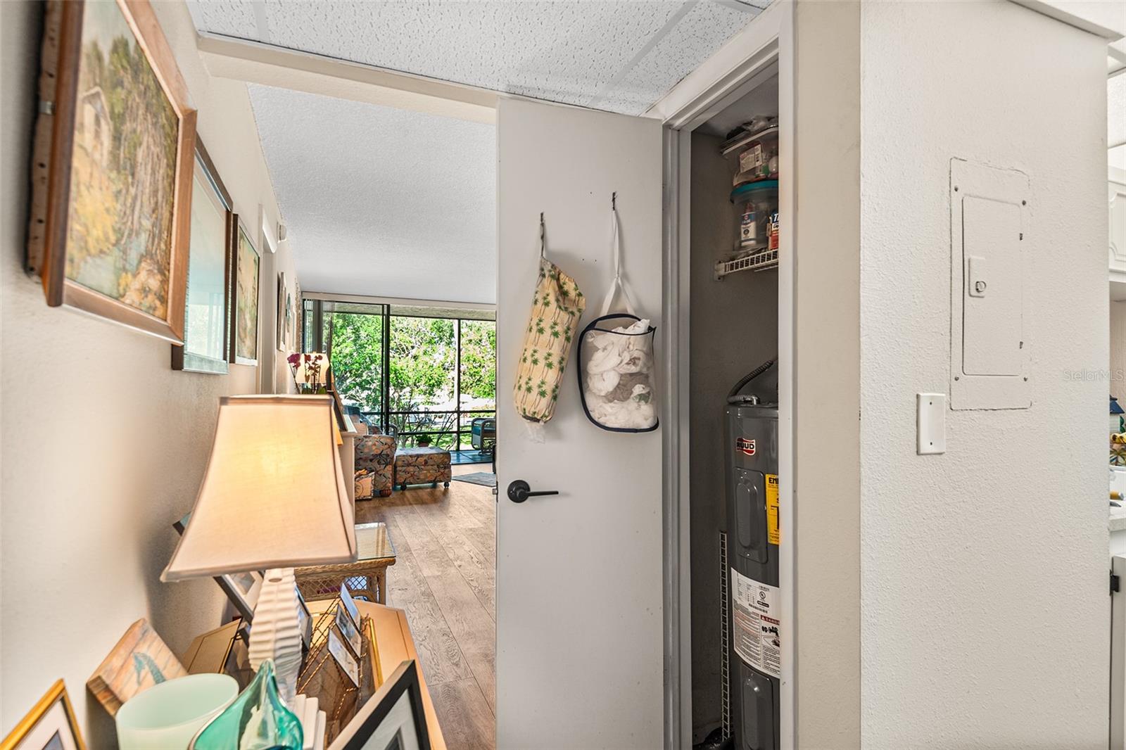 LAKEVIEW OF LARGO - Residential