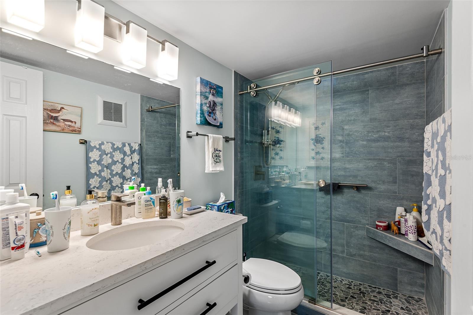 LAKEVIEW OF LARGO - Residential