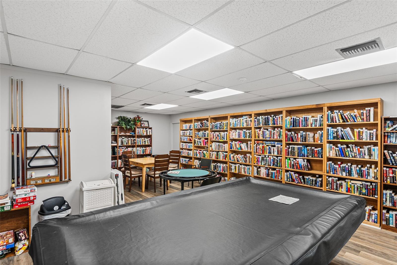 LAKEVIEW OF LARGO - Residential