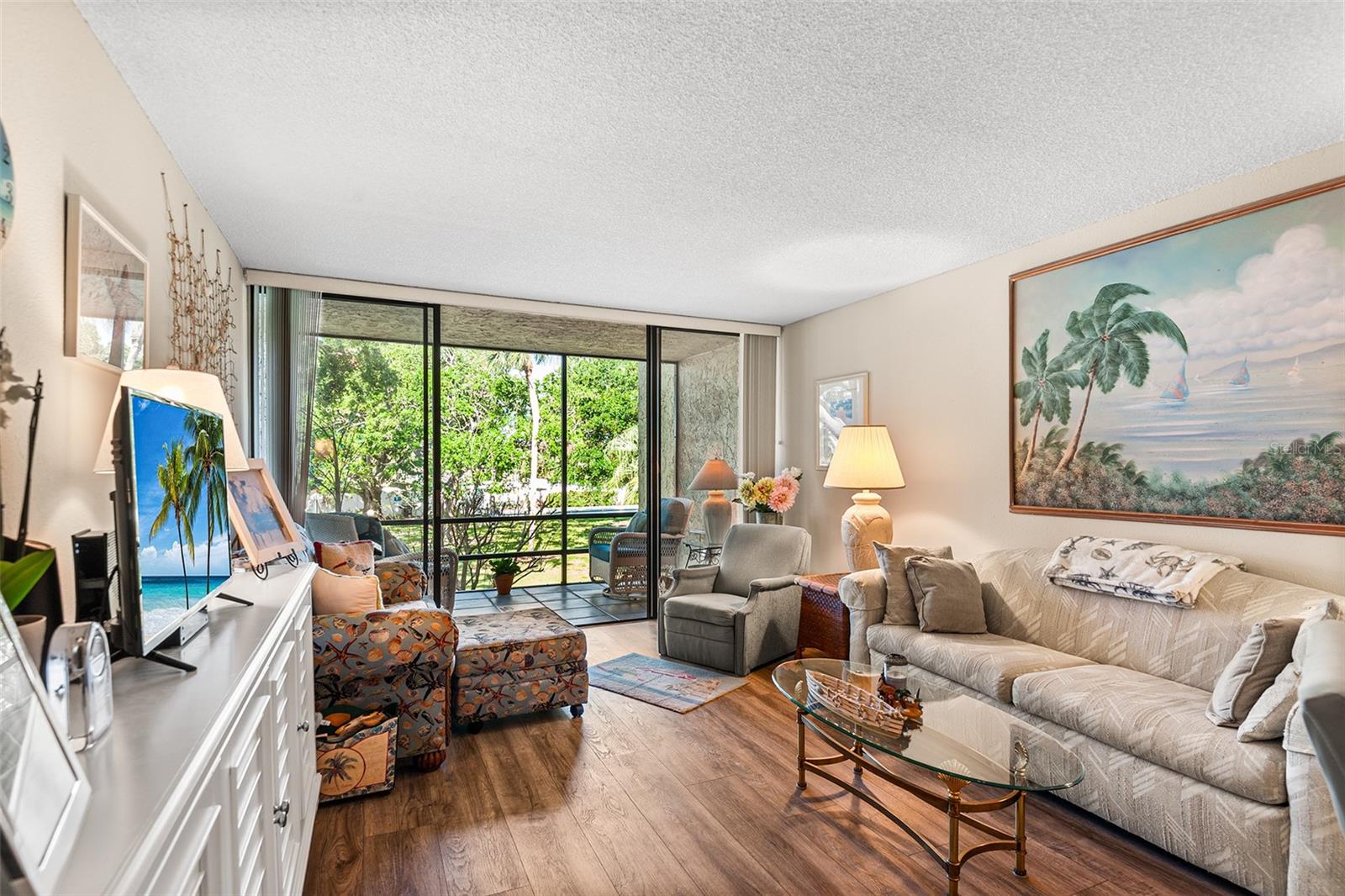 LAKEVIEW OF LARGO - Residential