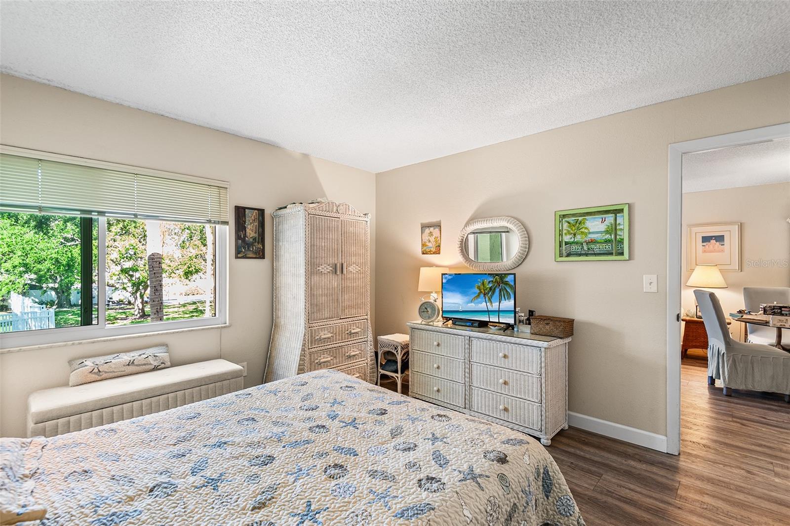 LAKEVIEW OF LARGO - Residential