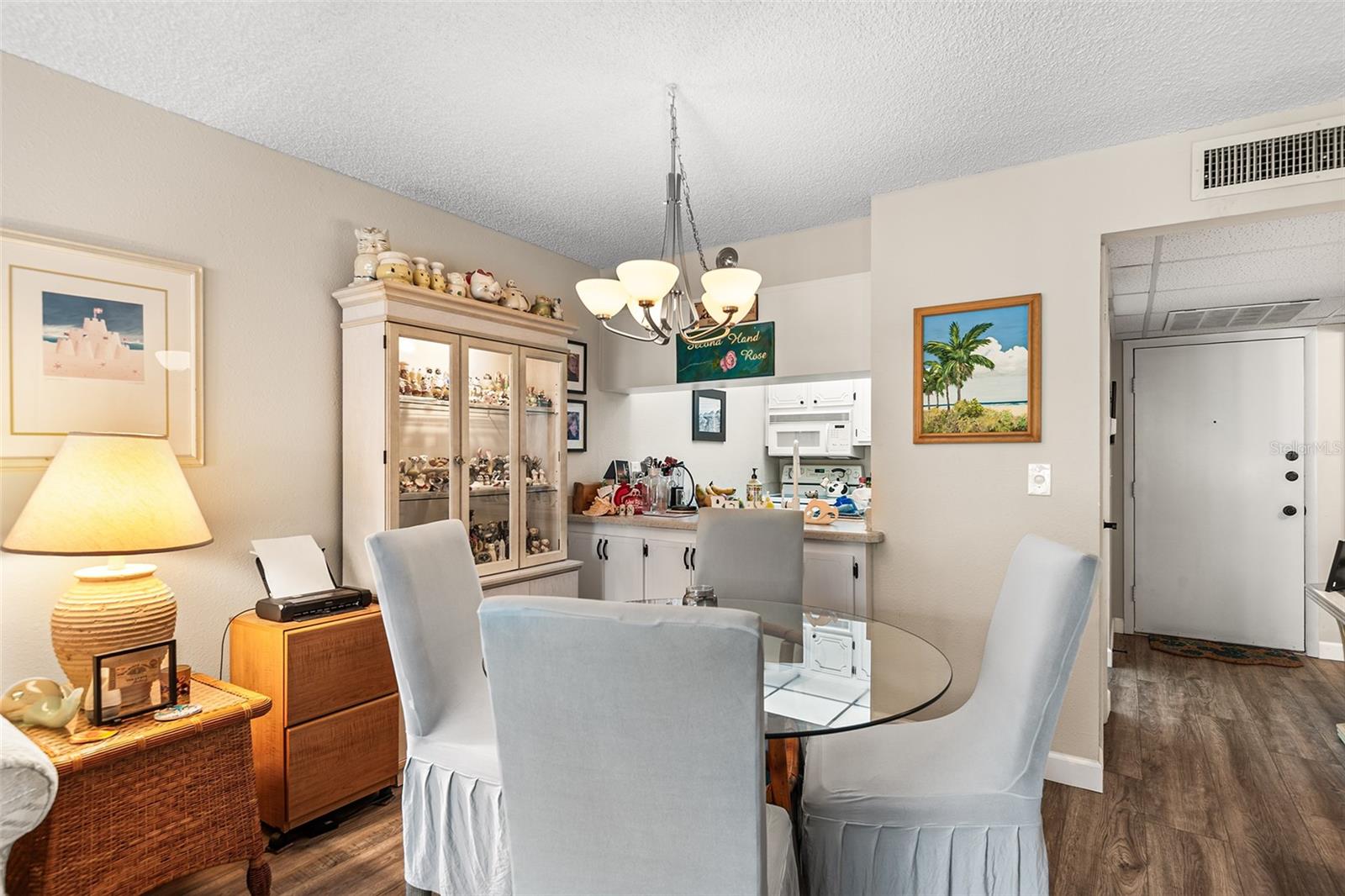 LAKEVIEW OF LARGO - Residential