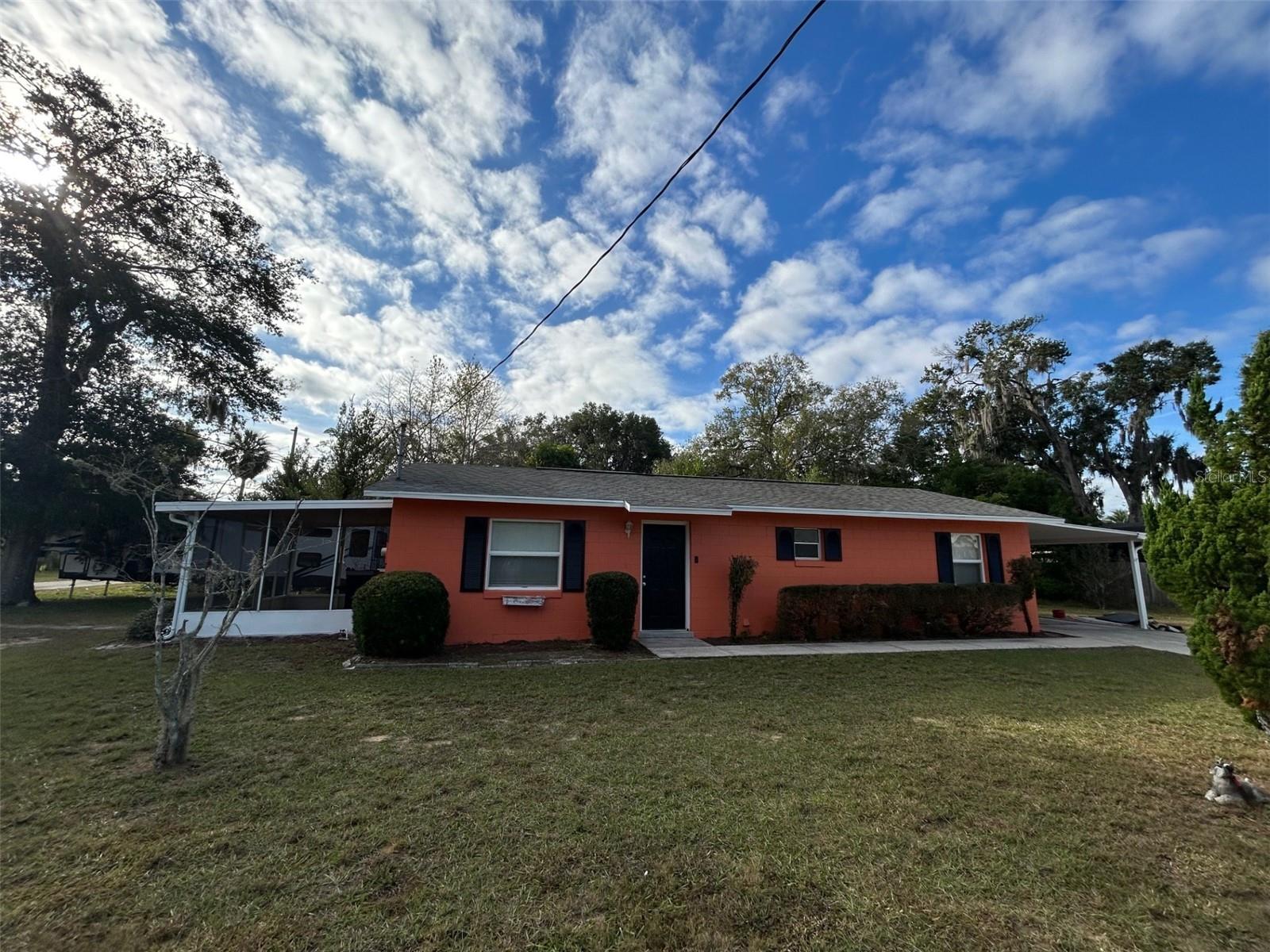 1122 VIRGINIA COURT