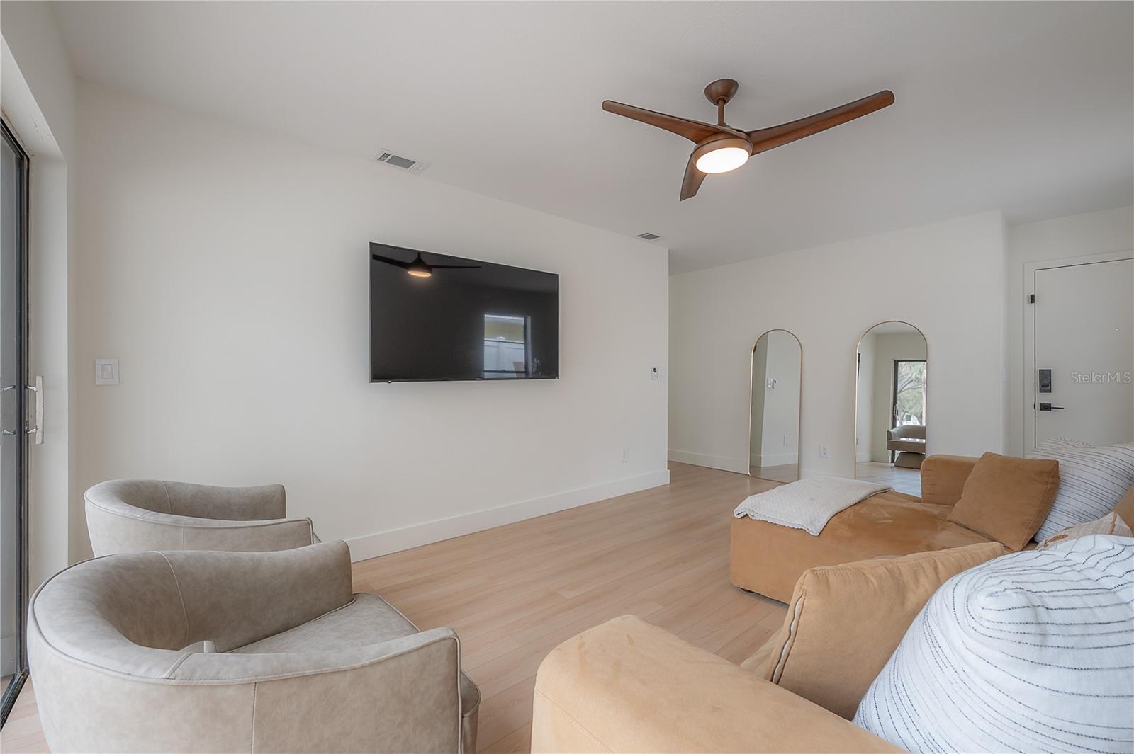 ROSEMOUNT VILLAGE UNIT 1 - Residential