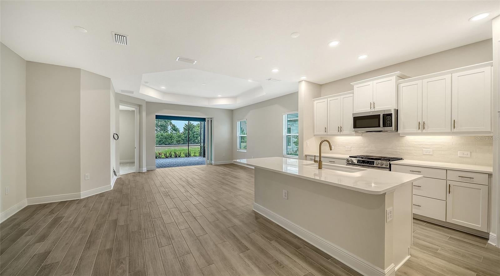 2115 SYLVESTER PALM LANE