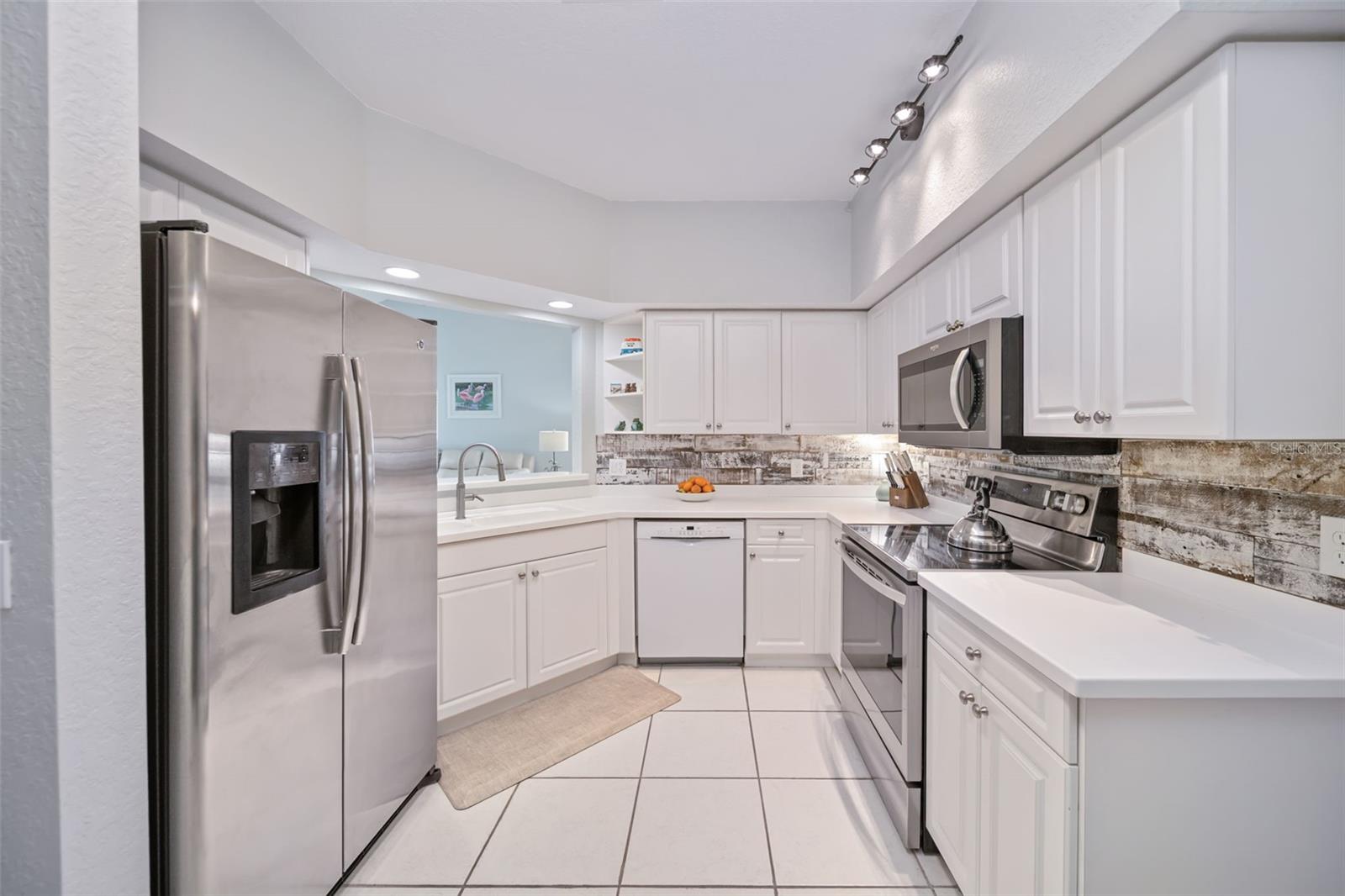 MAGNOLIA CROSSING - Residential