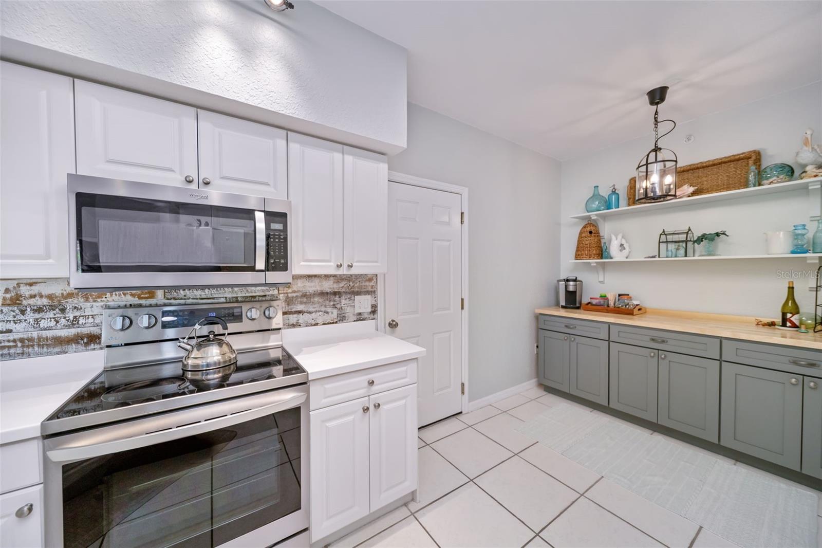 MAGNOLIA CROSSING - Residential