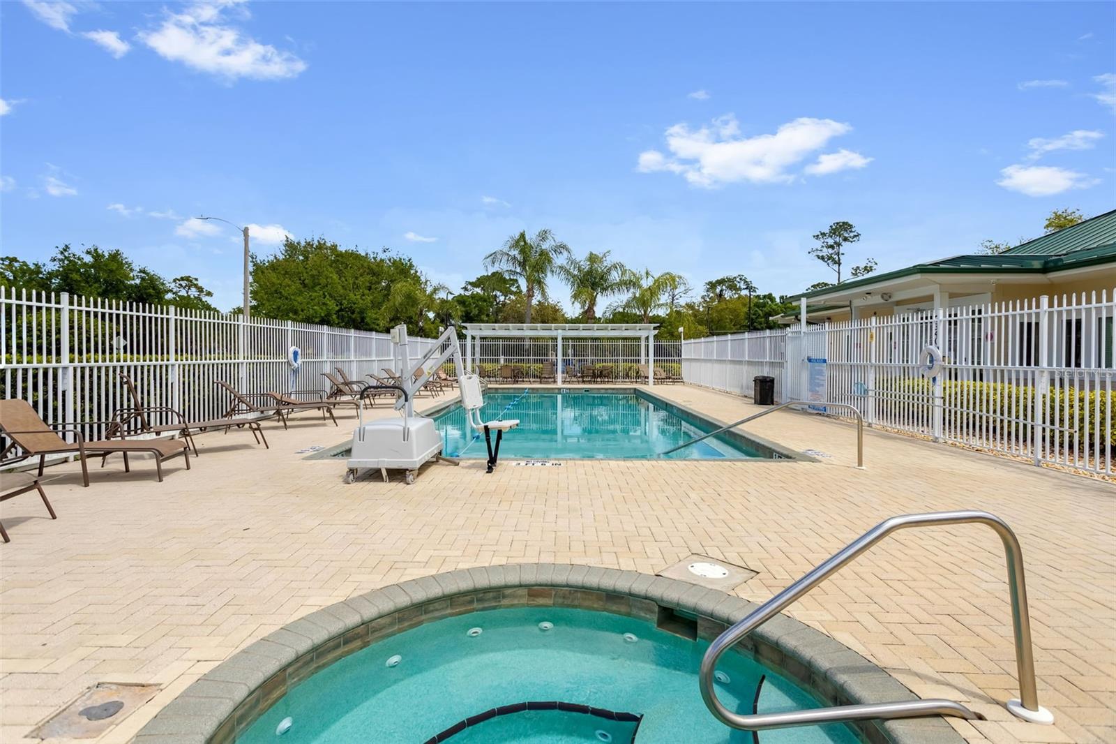 MAGNOLIA CROSSING - Residential