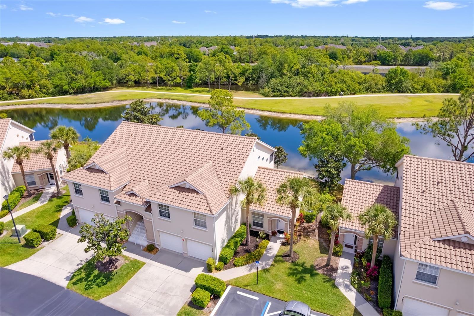 MAGNOLIA CROSSING - Residential