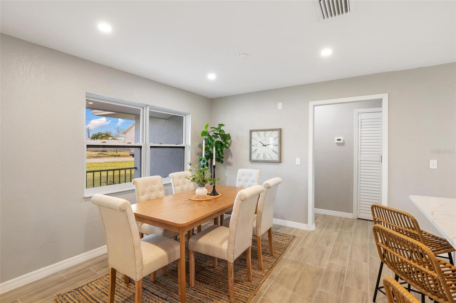 GROVE CITY SHORES - Residential