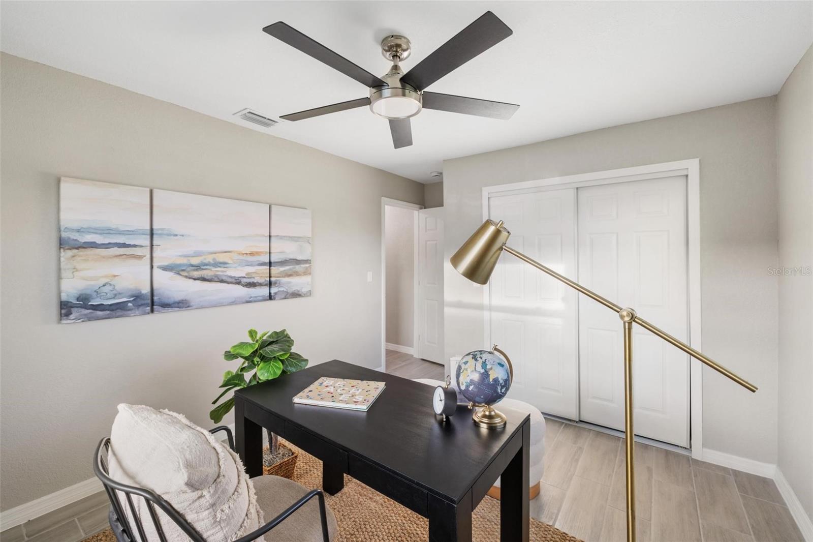 GROVE CITY SHORES - Residential